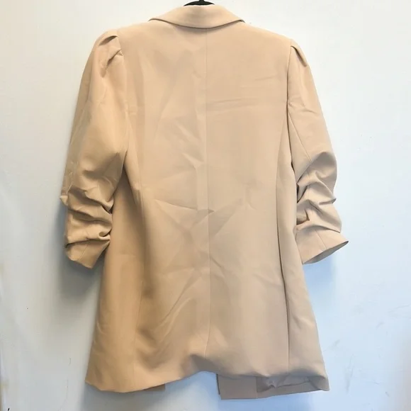 Alice + Olivia Wenona ruched blazer